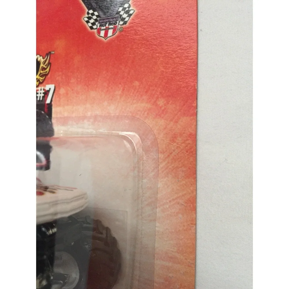 Hot Wheels Monster Jam Monster Truck THE DESTROYER‎ #7 Red Die Cast 1/64 Scale